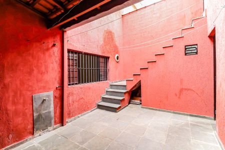 Casa para alugar com 175m², 2 quartos e 2 vagasQuintal