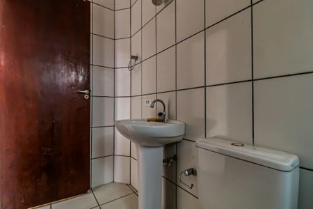 Casa para alugar com 175m², 2 quartos e 2 vagasEdicula - Banheiro