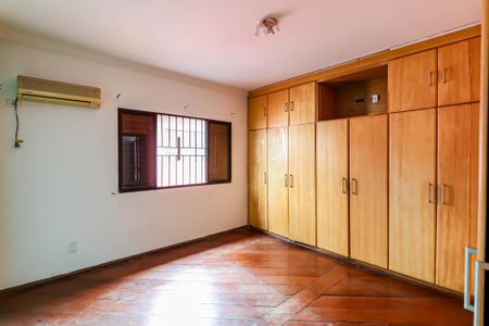 Casa para alugar com 175m², 2 quartos e 2 vagasSuite 02
