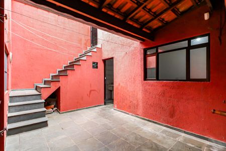 Casa para alugar com 175m², 2 quartos e 2 vagasQuintal