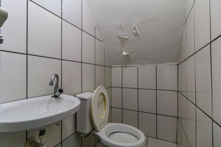 Casa para alugar com 175m², 2 quartos e 2 vagasBanheiro de serviço