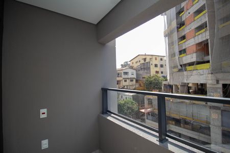 Varanda de kitnet/studio para alugar com 1 quarto, 27m² em Vila Primavera, São Paulo