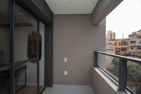 Varanda de kitnet/studio para alugar com 1 quarto, 27m² em Vila Primavera, São Paulo