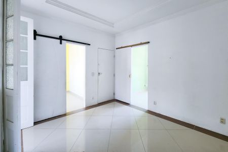 Apartamento à venda com 55m², 2 quartos e sem vaga Apartamento à venda com 55m², 2 quartos e sem vagaSala