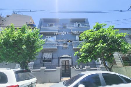 Apartamento à venda com 55m², 2 quartos e sem vaga Apartamento à venda com 55m², 2 quartos e sem vagaFachada