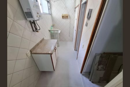 Apartamento para alugar com 130m², 3 quartos e 1 vagaÁrea de serviço 