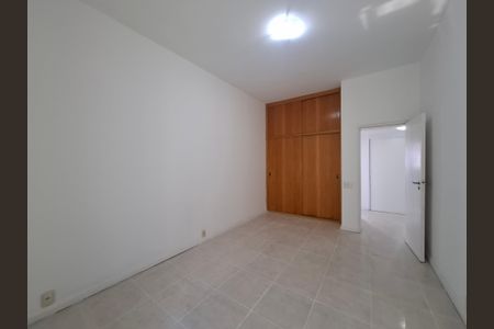 Apartamento para alugar com 130m², 3 quartos e 1 vagaQuarto 3