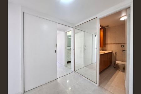 Apartamento para alugar com 130m², 3 quartos e 1 vagaCorredor