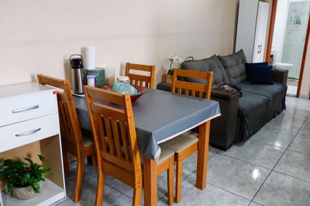 Sala de apartamento para alugar com 2 quartos, 46m² em Santa Maria, Osasco