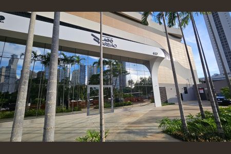 Apartamento para alugar com 75m², 2 quartos e 1 vagaFachada e portaria