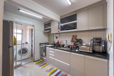 Apartamento à venda com 71m², 3 quartos e 1 vagaCozinha e área de serviço