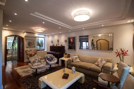 Sala de casa à venda com 4 quartos, 320m² em Tristeza, Porto Alegre