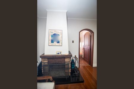 Casa à venda com 320m², 4 quartos e 2 vagas Casa à venda com 320m², 4 quartos e 2 vagasSala 3