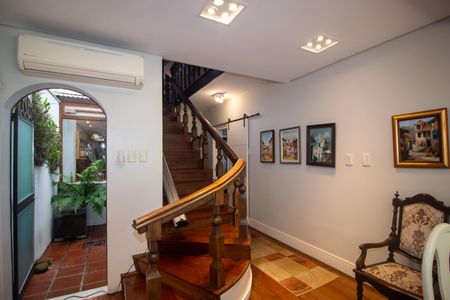 Casa à venda com 320m², 4 quartos e 2 vagas Casa à venda com 320m², 4 quartos e 2 vagasSala 2