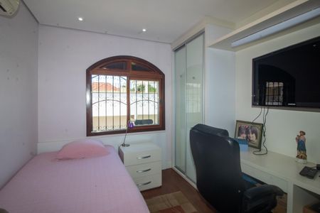 Casa à venda com 320m², 4 quartos e 2 vagas Casa à venda com 320m², 4 quartos e 2 vagasQuarto 3