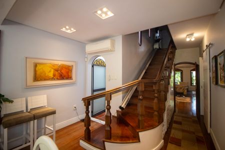 Casa à venda com 320m², 4 quartos e 2 vagas Casa à venda com 320m², 4 quartos e 2 vagasSala 2