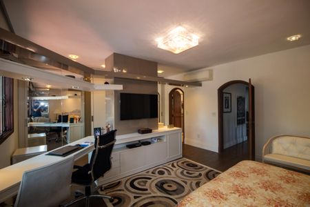 Casa à venda com 320m², 4 quartos e 2 vagas Casa à venda com 320m², 4 quartos e 2 vagasSuite 2