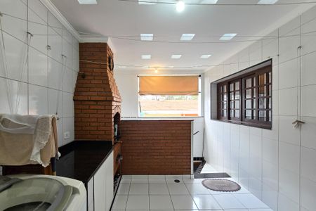 Casa à venda com 211m², 3 quartos e 5 vagasÁrea de Serviço  e Churrasqueira 