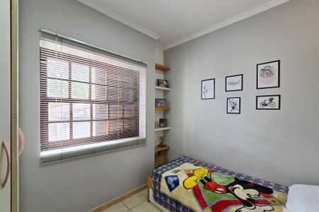 Casa à venda com 211m², 3 quartos e 5 vagasQuarto 2
