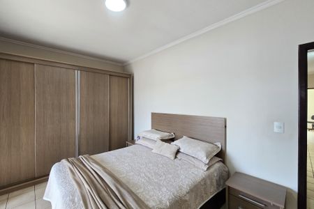 Casa à venda com 211m², 3 quartos e 5 vagasSuíte