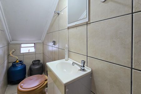 Casa à venda com 211m², 3 quartos e 5 vagasLavabo