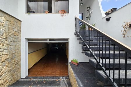 Casa à venda com 211m², 3 quartos e 5 vagasGaragem