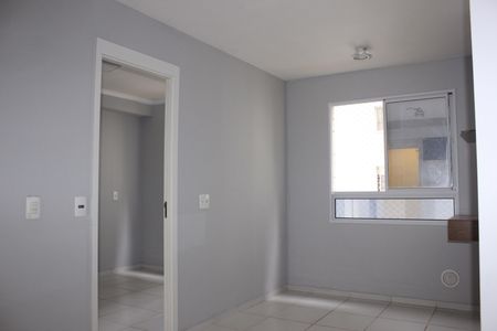 Sala de apartamento à venda com 2 quartos, 37m² em Vila Flora, Guarulhos