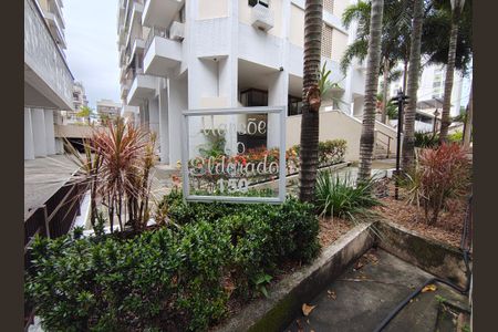 Apartamento para alugar com 71m², 2 quartos e 1 vaga Apartamento para alugar com 71m², 2 quartos e 1 vagaFachada