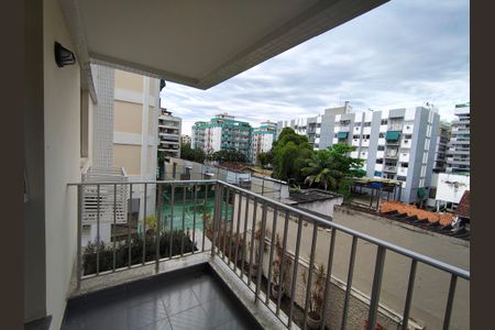 Apartamento para alugar com 71m², 2 quartos e 1 vaga Apartamento para alugar com 71m², 2 quartos e 1 vagaVaranda - Sala