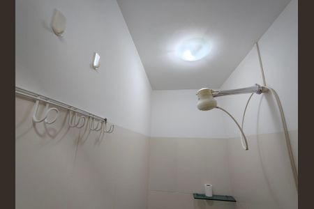 Apartamento para alugar com 71m², 2 quartos e 1 vaga Apartamento para alugar com 71m², 2 quartos e 1 vagaBanheiro Serviço