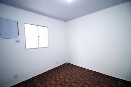 Quarto de casa para alugar com 1 quarto, 40m² em Penha, Rio de Janeiro