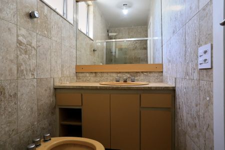 Apartamento à venda com 180m², 4 quartos e 2 vagasBanheiro da Suíte