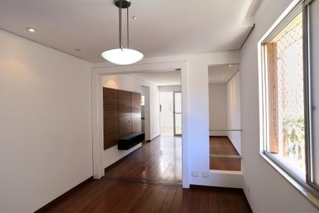 Apartamento à venda com 180m², 4 quartos e 2 vagasSala