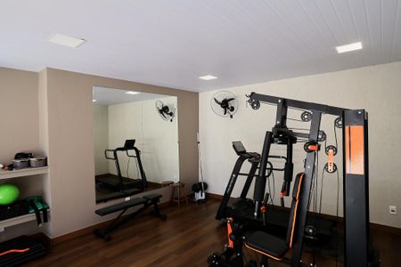 Apartamento à venda com 180m², 4 quartos e 2 vagasÁrea comum - Academia