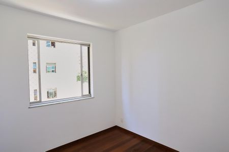 Apartamento à venda com 180m², 4 quartos e 2 vagasQuarto 1