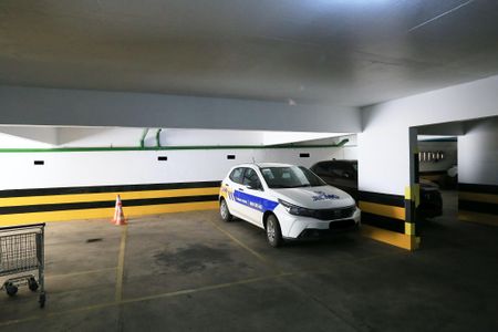 Apartamento à venda com 180m², 4 quartos e 2 vagasGaragem