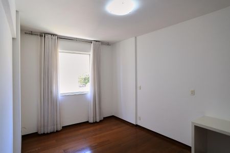 Apartamento à venda com 180m², 4 quartos e 2 vagasSuíte
