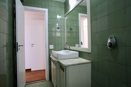 Apartamento à venda com 180m², 4 quartos e 2 vagasBanheiro