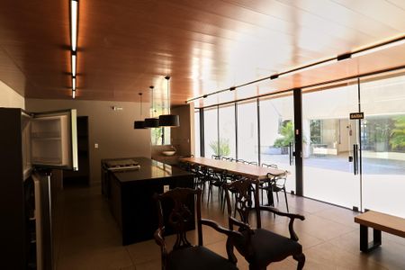 Apartamento à venda com 180m², 4 quartos e 2 vagasEspaço Gourmet