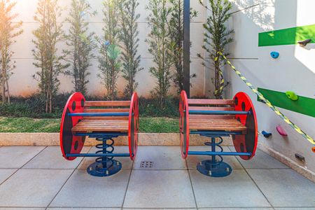 Apartamento para alugar com 69m², 2 quartos e 1 vaga Apartamento para alugar com 69m², 2 quartos e 1 vagaÁrea comum - Playground