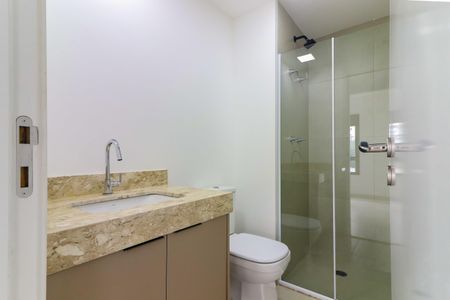 Apartamento para alugar com 69m², 2 quartos e 1 vaga Apartamento para alugar com 69m², 2 quartos e 1 vagaBanheiro