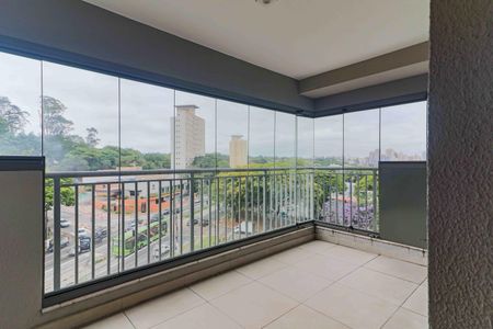 Apartamento para alugar com 69m², 2 quartos e 1 vaga Apartamento para alugar com 69m², 2 quartos e 1 vagaVaranda