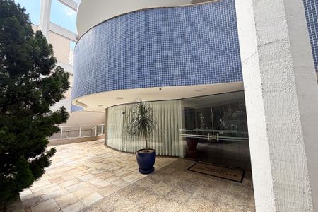 Apartamento à venda com 156m², 3 quartos e 2 vagas Apartamento à venda com 156m², 3 quartos e 2 vagasfachada predio