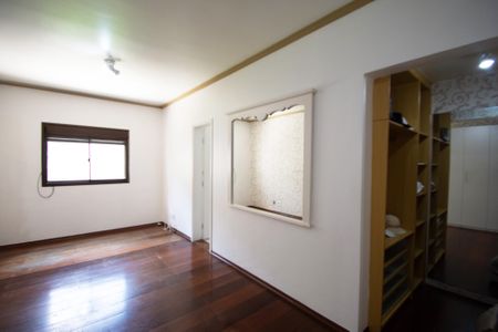 Apartamento à venda com 156m², 3 quartos e 2 vagas Apartamento à venda com 156m², 3 quartos e 2 vagassuite 1