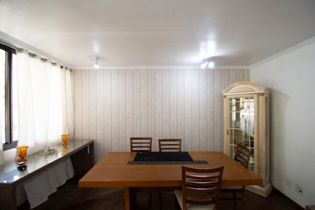 Apartamento à venda com 156m², 3 quartos e 2 vagas Apartamento à venda com 156m², 3 quartos e 2 vagassala de jantar