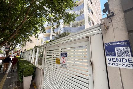 Apartamento à venda com 156m², 3 quartos e 2 vagas Apartamento à venda com 156m², 3 quartos e 2 vagasfachada predio