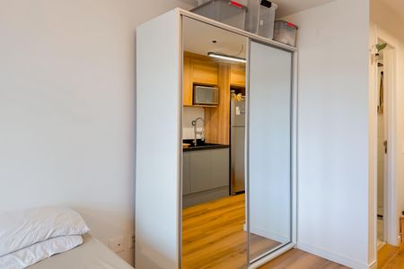 Studio para alugar com 27m², 1 quarto e sem vagaArmários