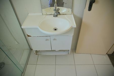 Casa à venda com 110m², 2 quartos e 2 vagasBanheiro 