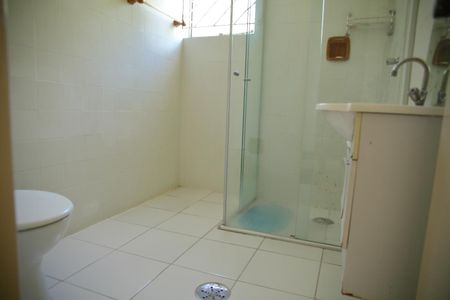 Casa à venda com 110m², 2 quartos e 2 vagasBanheiro 