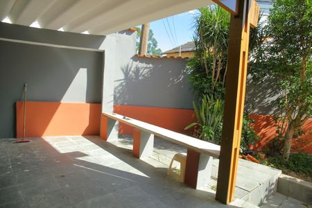 Casa à venda com 110m², 2 quartos e 2 vagasQuintal/Varanda 